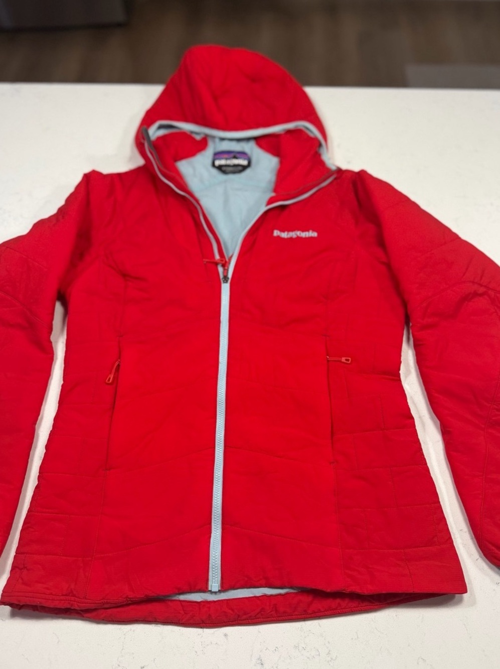 Patagonia Women’s Nano Puff Hooded Jacket – Red – Size Small